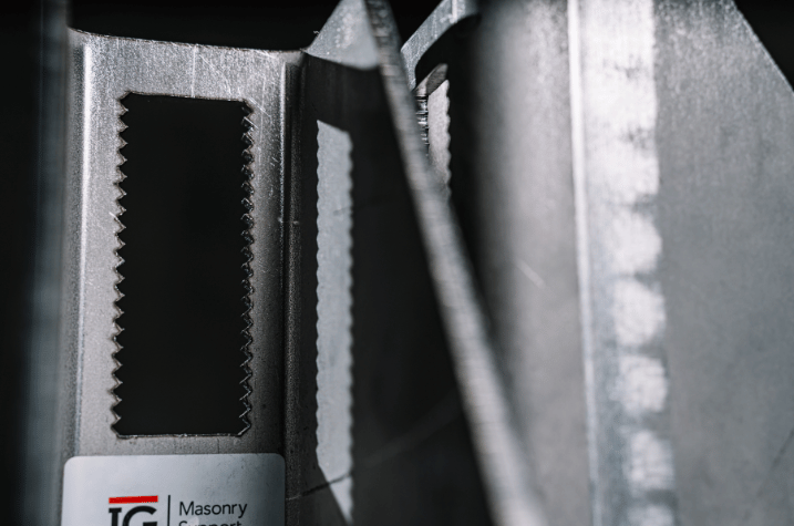 TITAN MAX Masonry Support Bracket