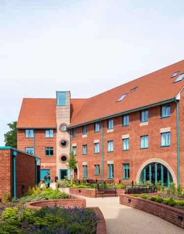 Brentwood College (2)